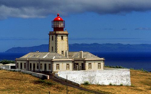 The Ribeirinka Lighthouse on Faial before the 1998 earthquake 