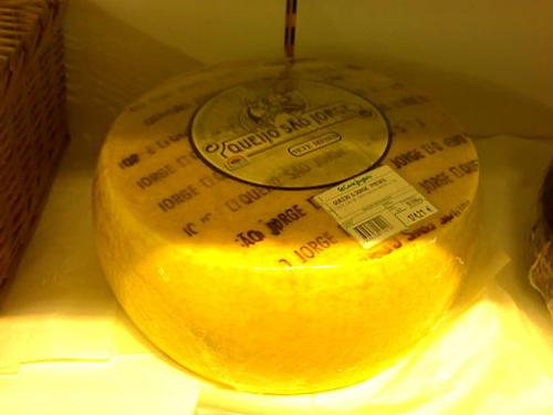 Queijo Sao Jorge, cheese from the Azores