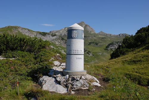 Border marker 147 in the Haldenwanger Eck is the southernmost point in Bavaria and Germany