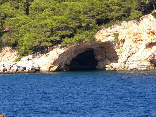 Alonissos Cave