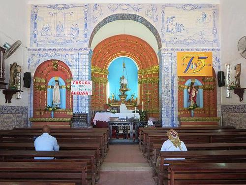 Interior da Igreja de Nossa Senhora da Nazaré, Luanda, Angola