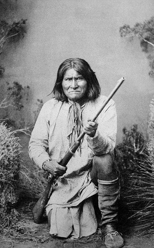Geronimo (1829-1909 ) Indian leader of the Chiricahua Apaches 