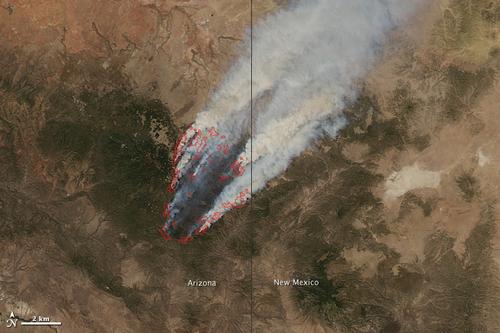 Satellite images Nasa of the Wallow Fire on June 8, 2011 