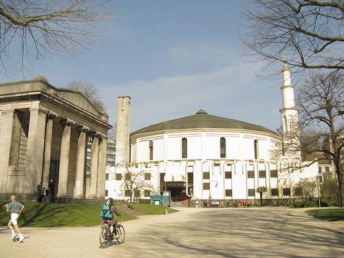 The oldest mosque in Brussels is the Grand Mosque 
