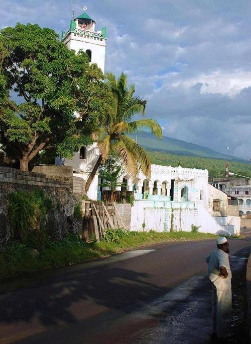 Comoros, Badjanani Mosque in Moroni