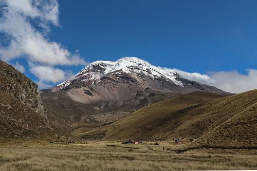La Chimborazo (6267 m), highest peak of the Cordillera Occidental, Ecuador 