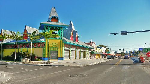 Colorful street scene in Little Haïti, Miami, Florida