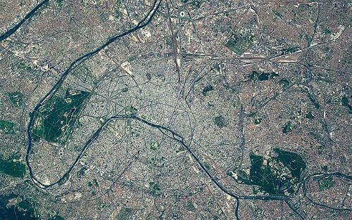 Satellite photo of densely populated Paris