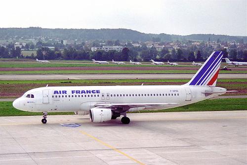 Airbus 320-111 from Air France