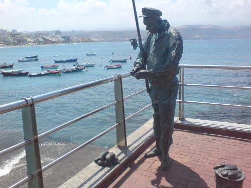 Statue for a fisherman, Las Palmas de Gran Canaria