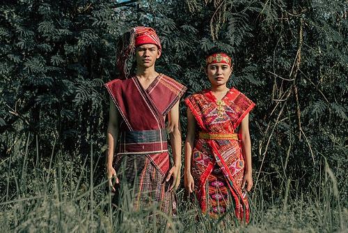 Descendants of the Batak people in traditional dress