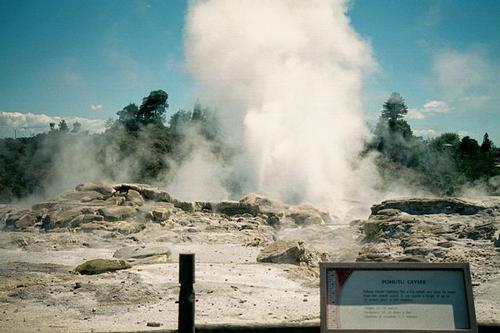 Pohutu geyser, New Zealand