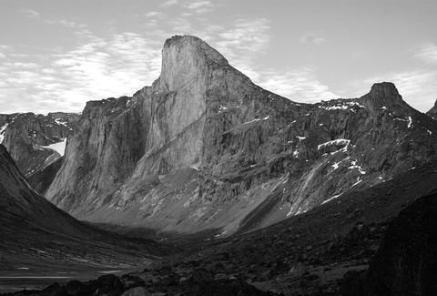 Mount Thor, Nunavut
