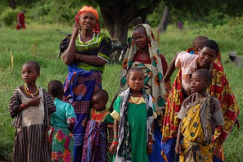 Sukuma women and children, Tanzania