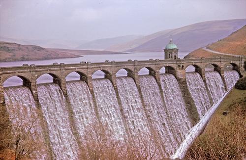 Craigh Gogh Dam in the Ewan Valley
