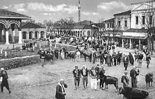 Bazar Tirana around 1900